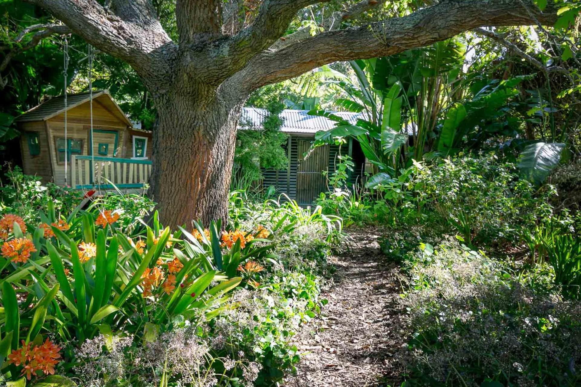 Kloof House - With Solar Backup Power Holiday home Cape Town