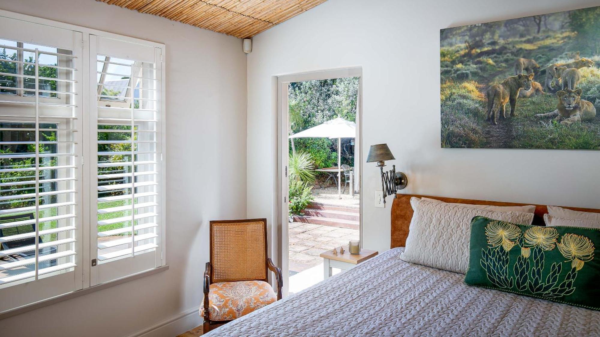 Kloof House - With Solar Backup Power Cape Town